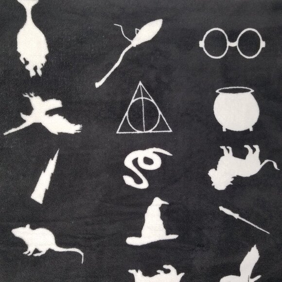 HARRY POTTER Super Soft Plush Blanket Throw 60"x90" Black White Houses Wand Hat - Picture 3 of 12